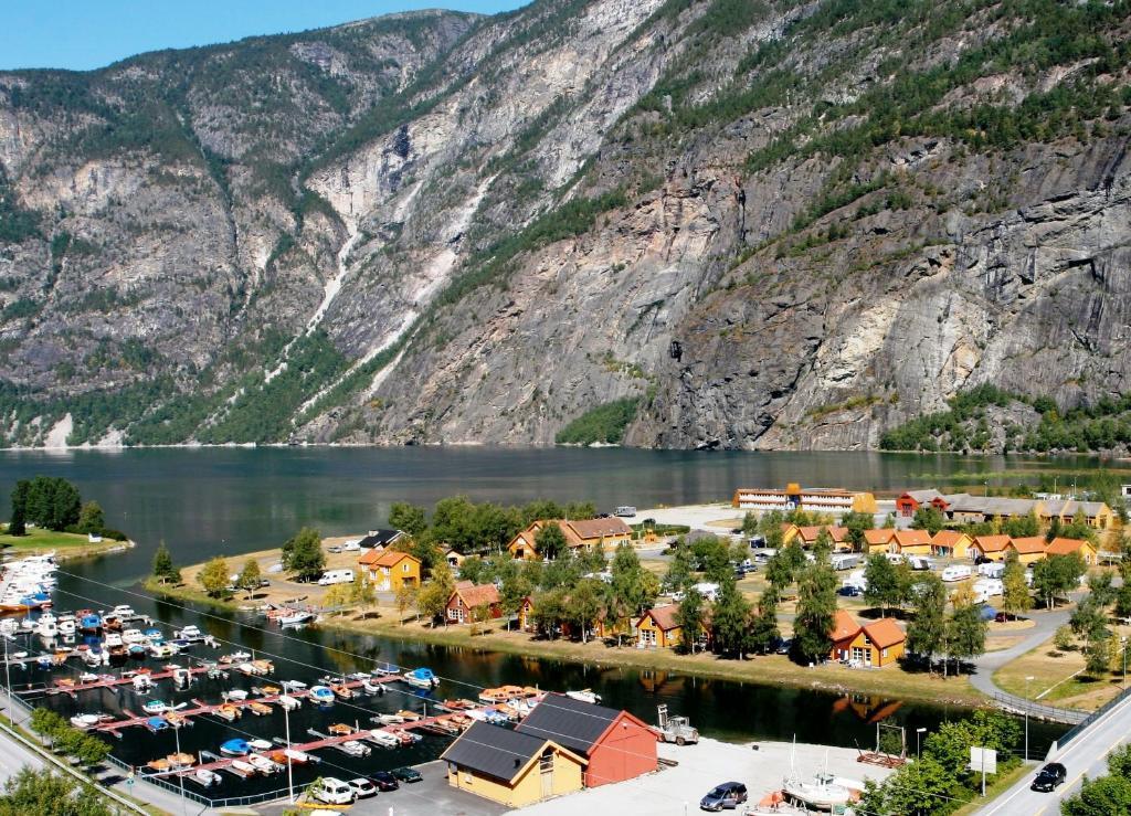 Laerdal Ferie- Og Fritidspark Lærdalsøyri Exterior foto